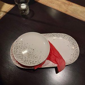New Nordstrom Rack holiday plates (4) and platter